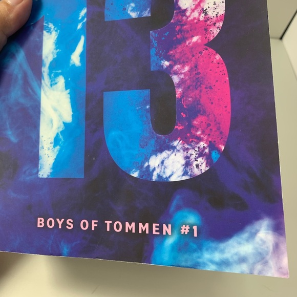 The Boys of Tommen Series Binding 13 Ombre by Chloe Walsh - Picture 12 of 13